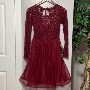 My Michelle 3 Fit Flare Dress Womens Burgundy Sequin‎ Lace Tulle Open Back Mini